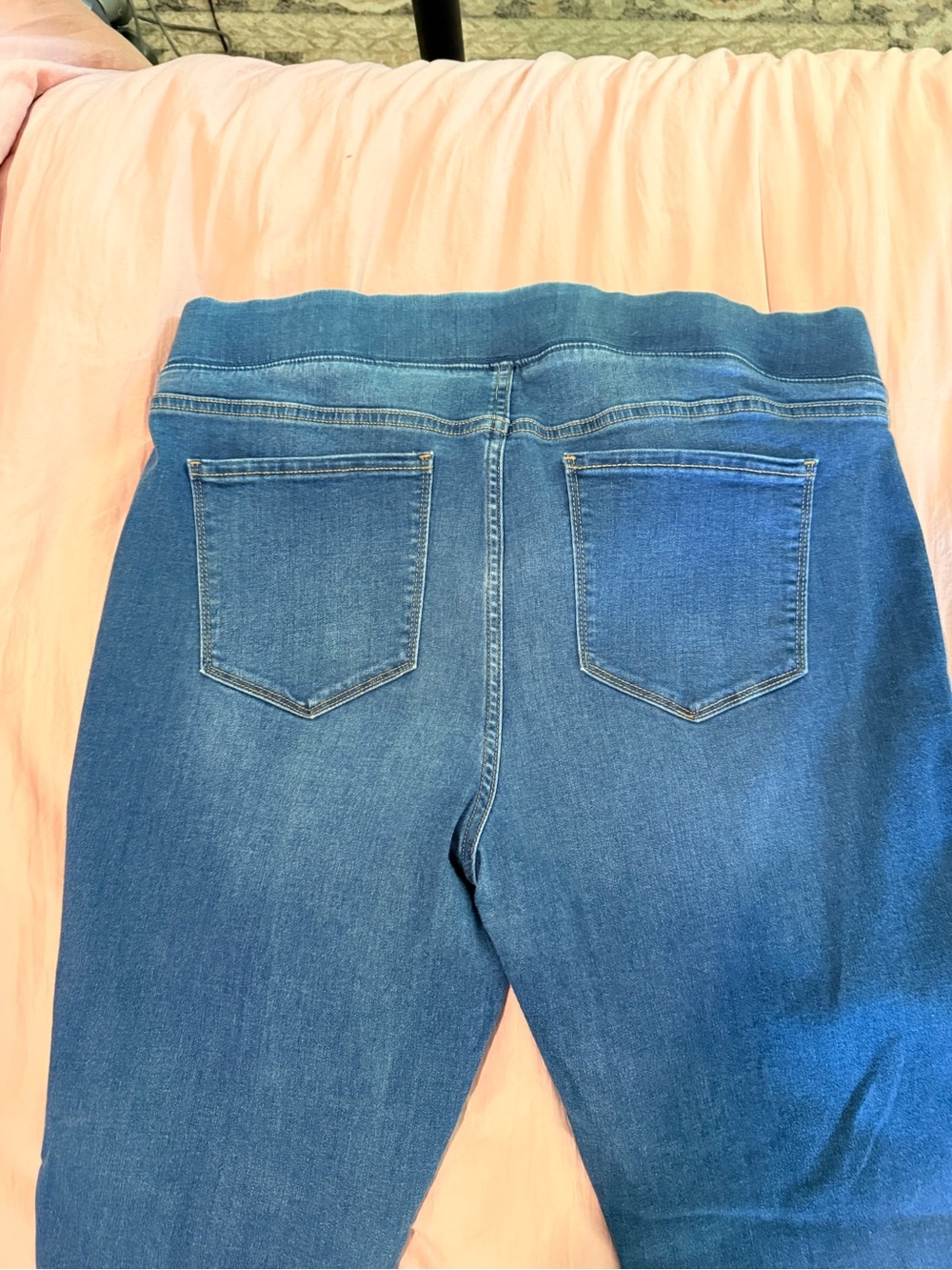 Old Navy Rockstar Jeggings 18W Whiskers - Picture 6 of 7